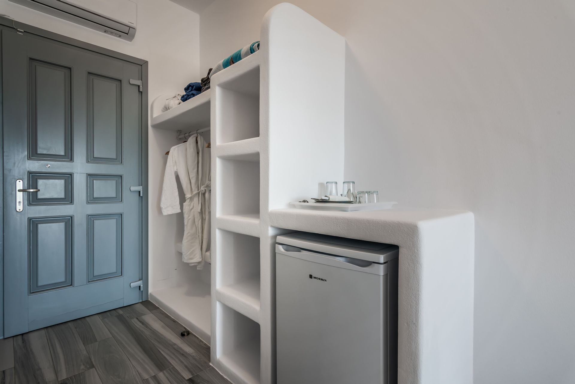 Deluxe Sea View Room with Private Garden Ground Floor