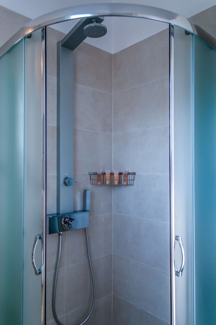 One Bedroom Sea View Suite Ground Floor