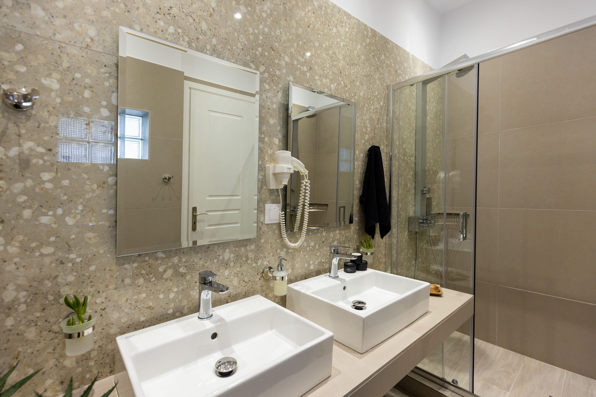 ​Junior Suite Sea View with Private Jacuzzi first floor