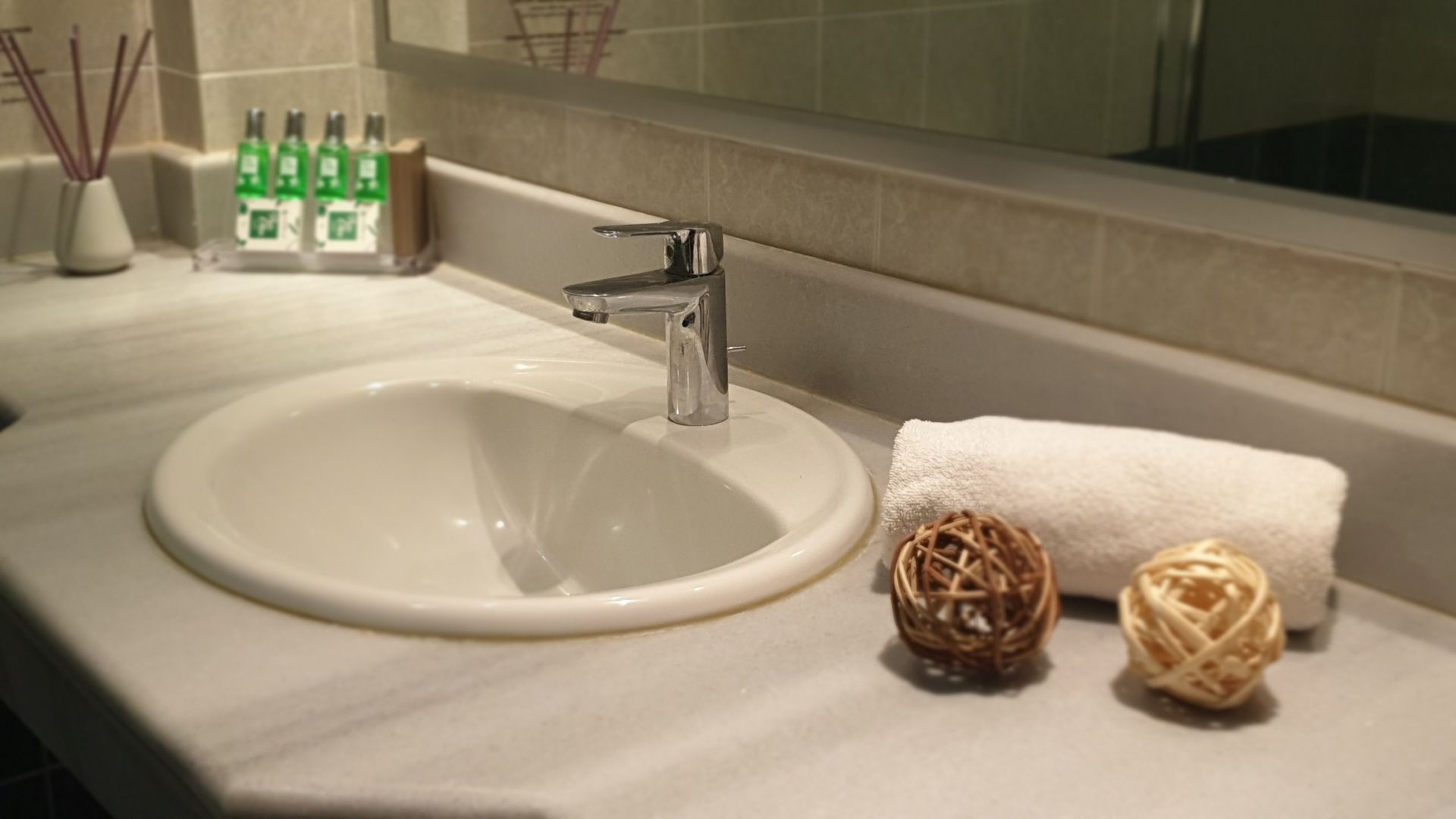 Cozy Triple Room with Sea View