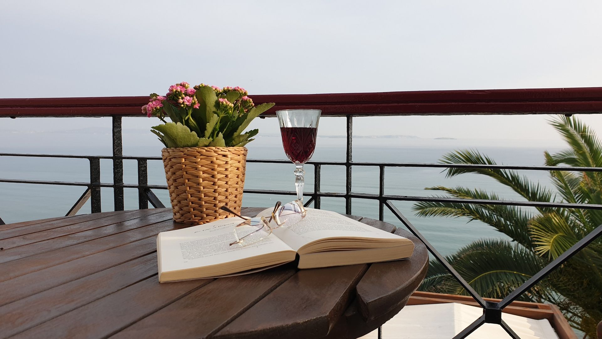 Family Mini Suite with Sea View