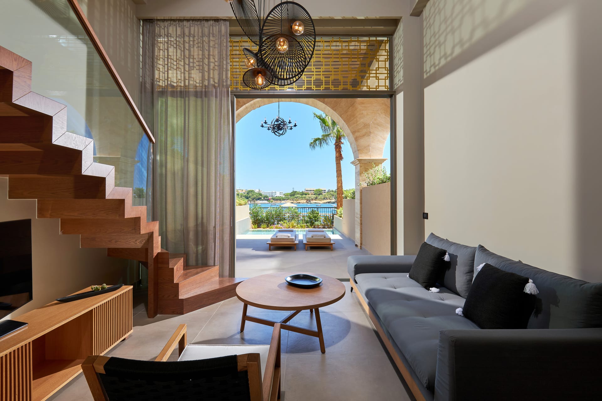 Black Pearl Maisonette Sea View with Plunge Pool
