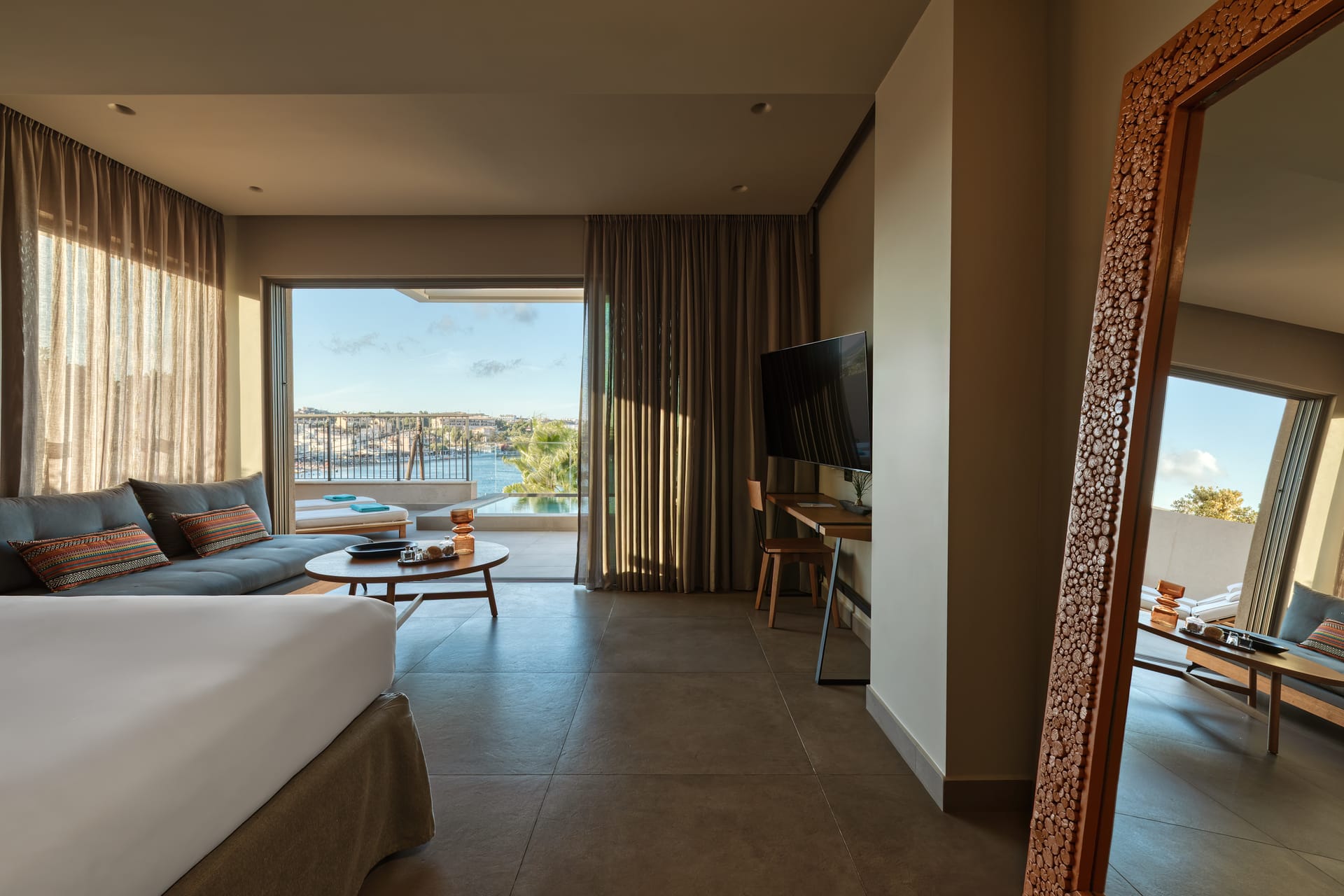 Amber Suite Sea View with Plunge Pool