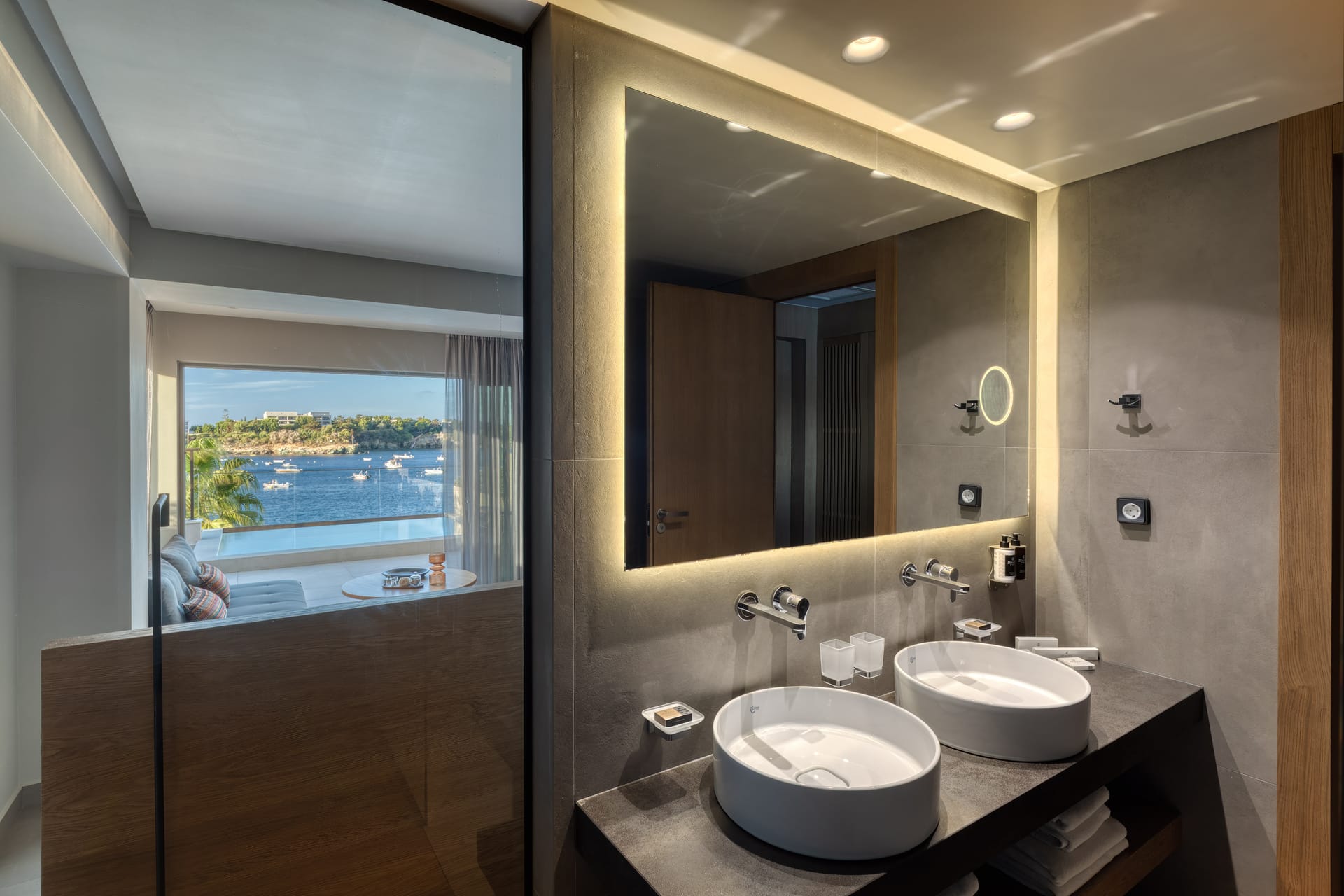 Amber Suite Sea View with Plunge Pool