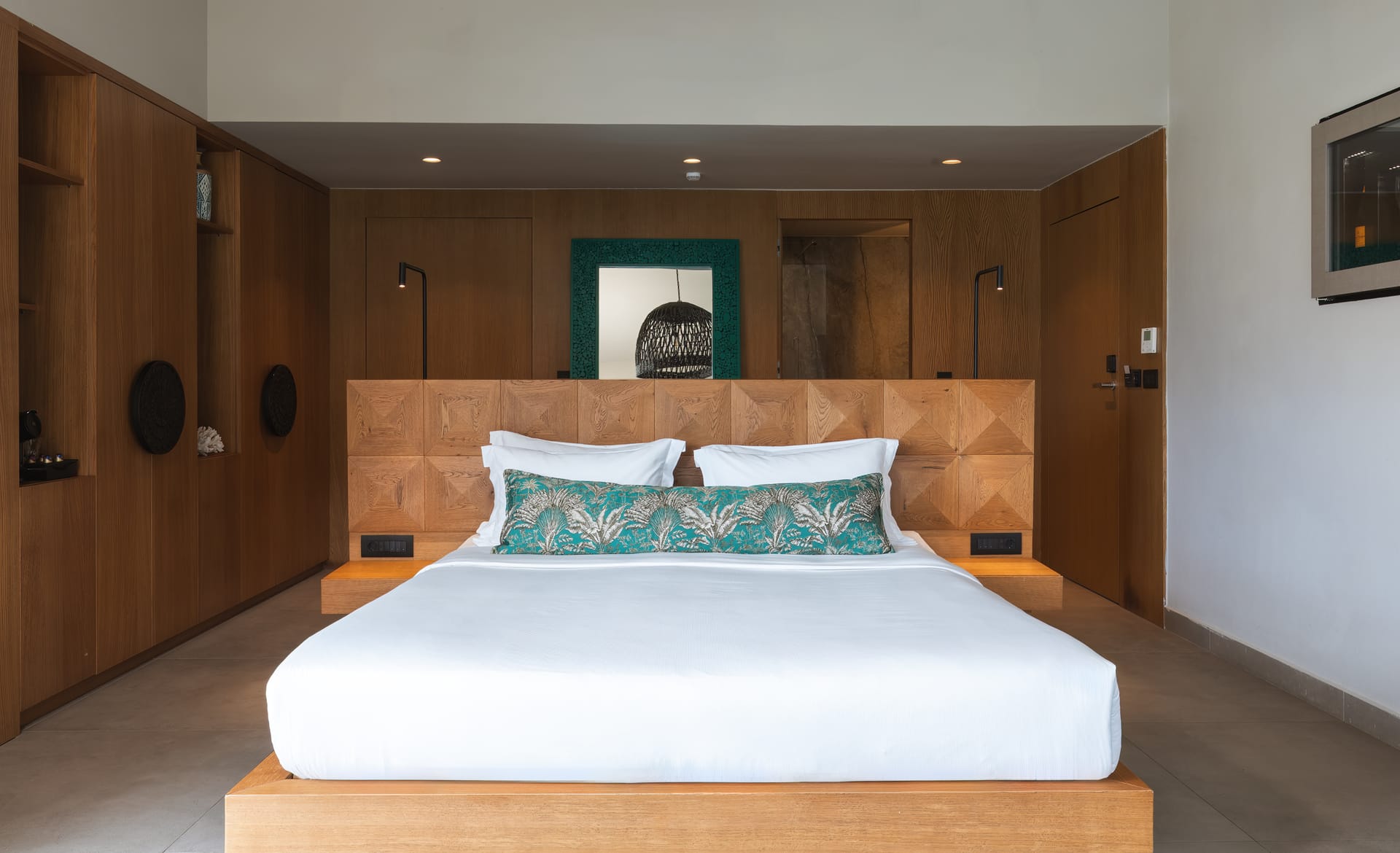 Emerald VIP Suite Sea View with Plunge Pool