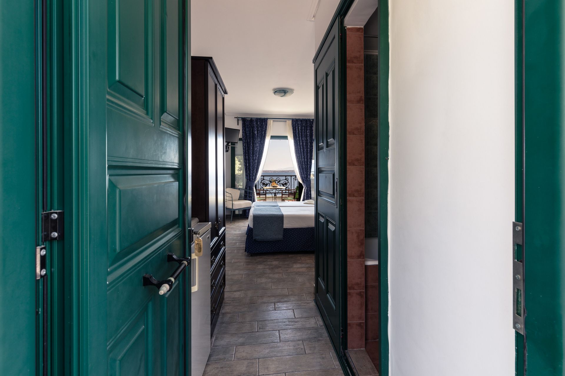 Standard Double Room with Partial Sea View