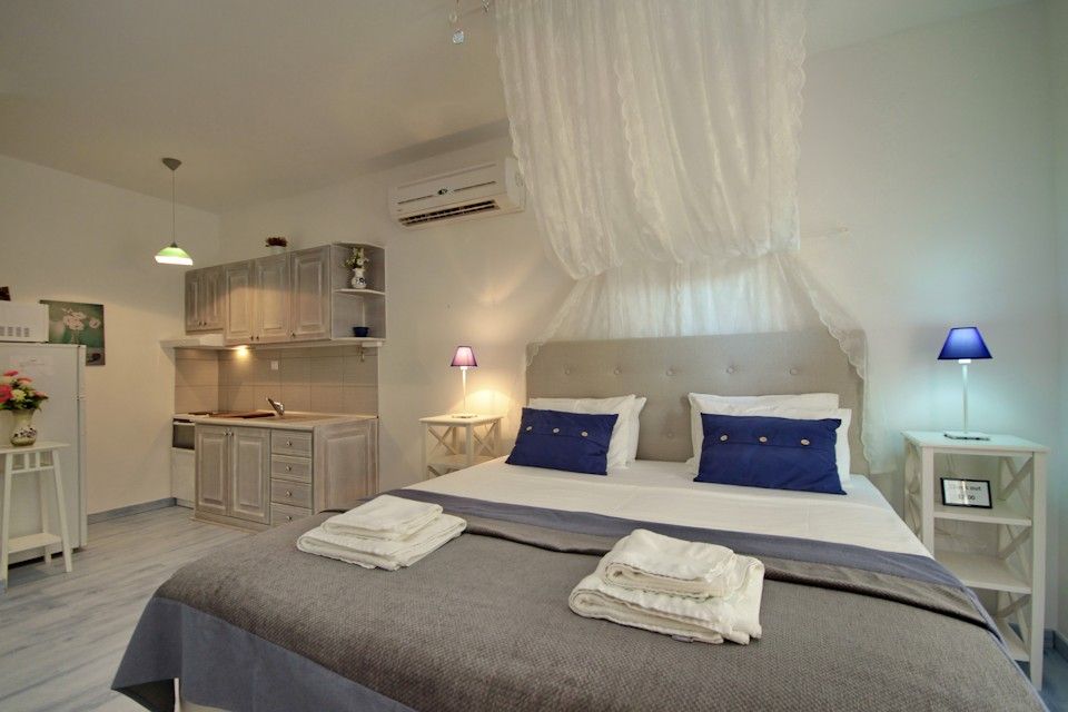 Executive Studio