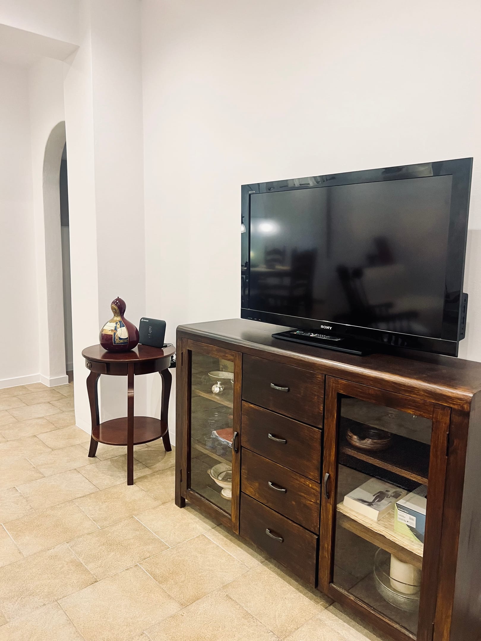 COUNTRY GARDEN HOUSE