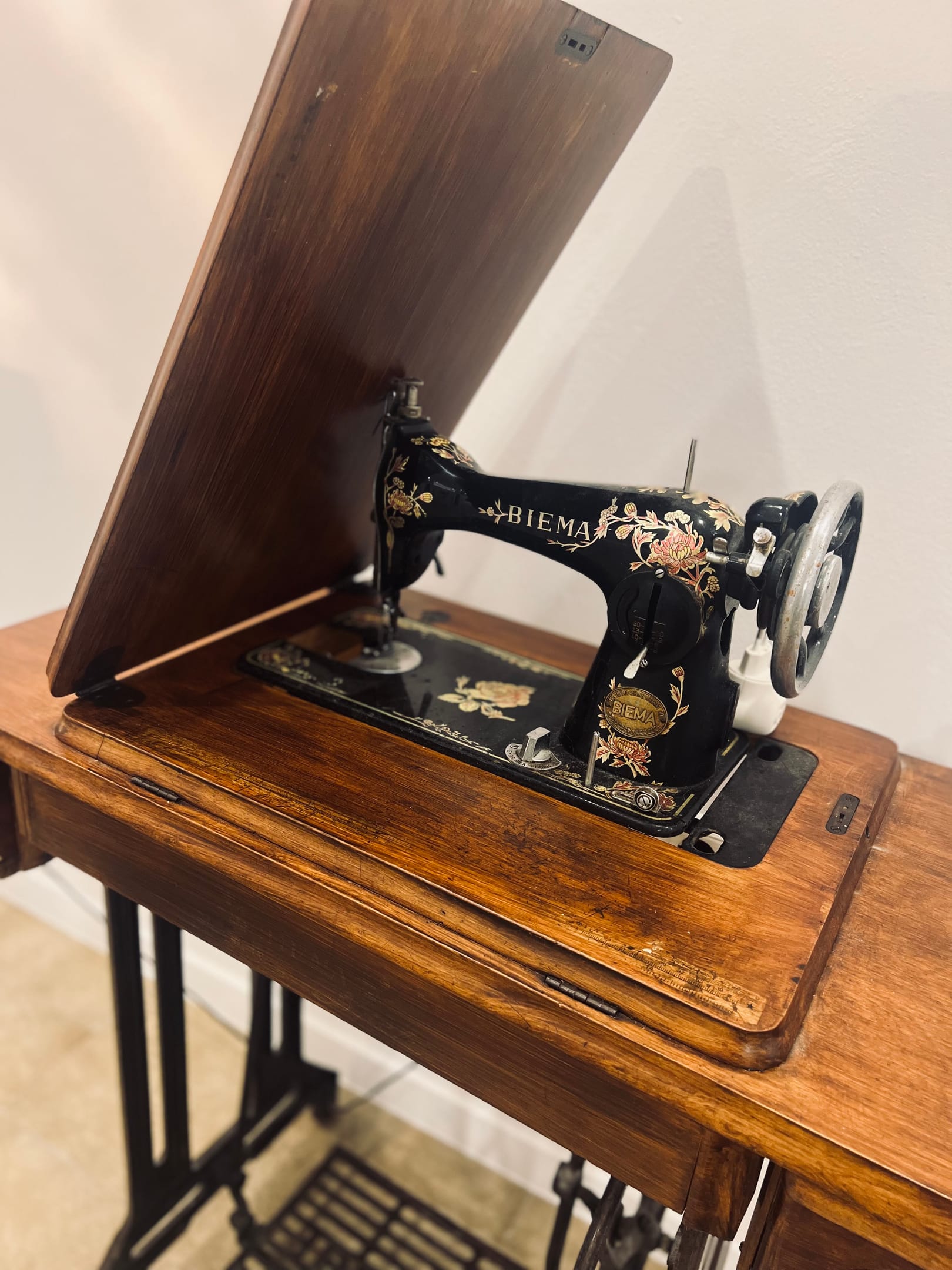 COUNTRY GARDEN HOUSE