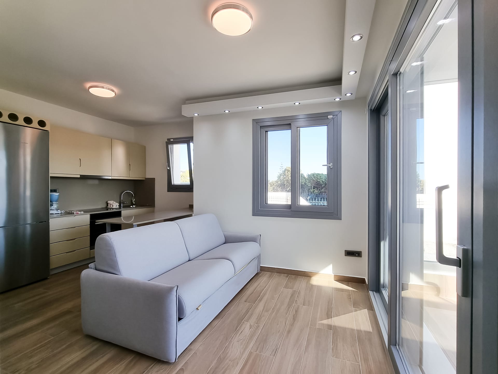 EXECUTIVE SEA VIEW