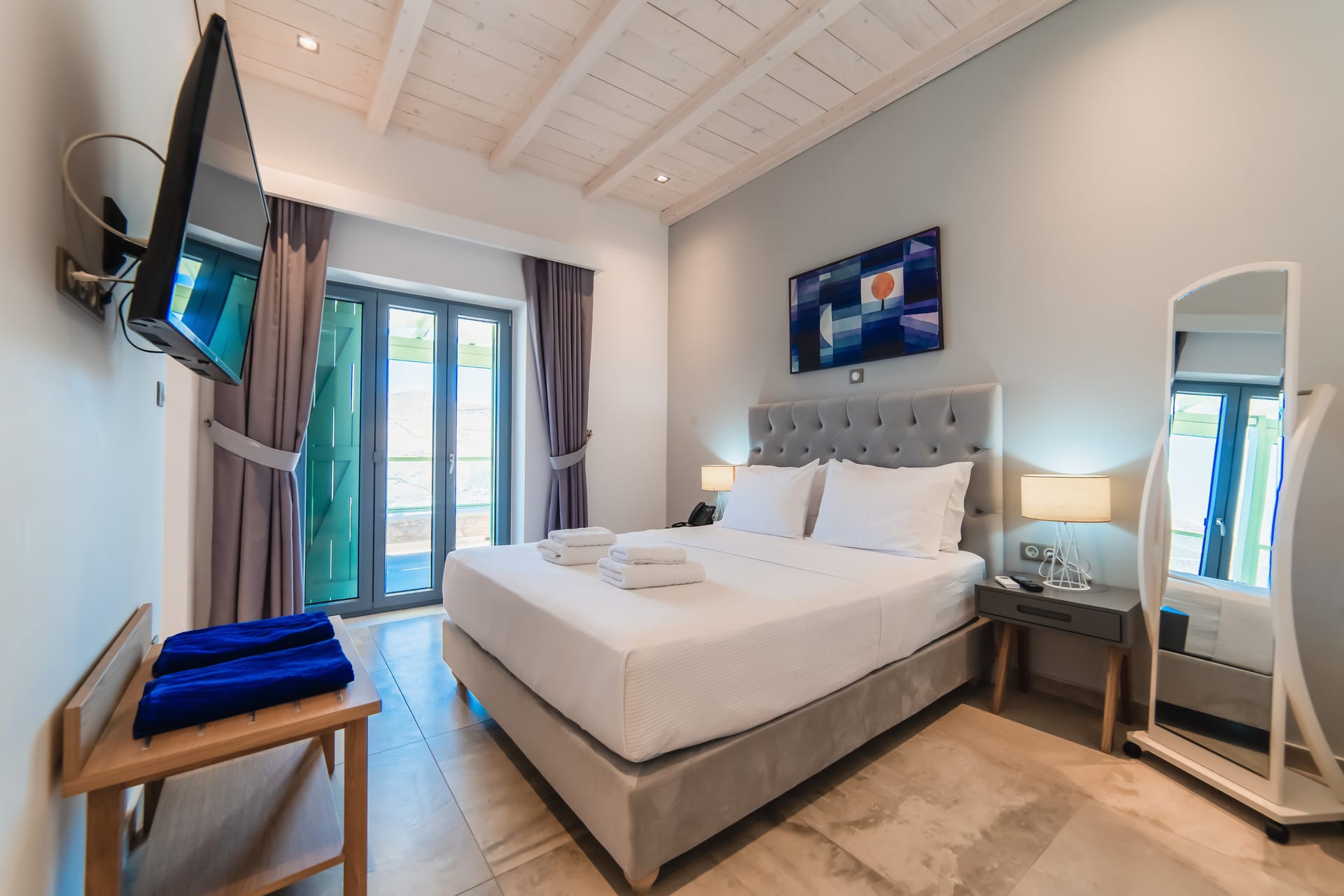 Queen Suite with Private Pool