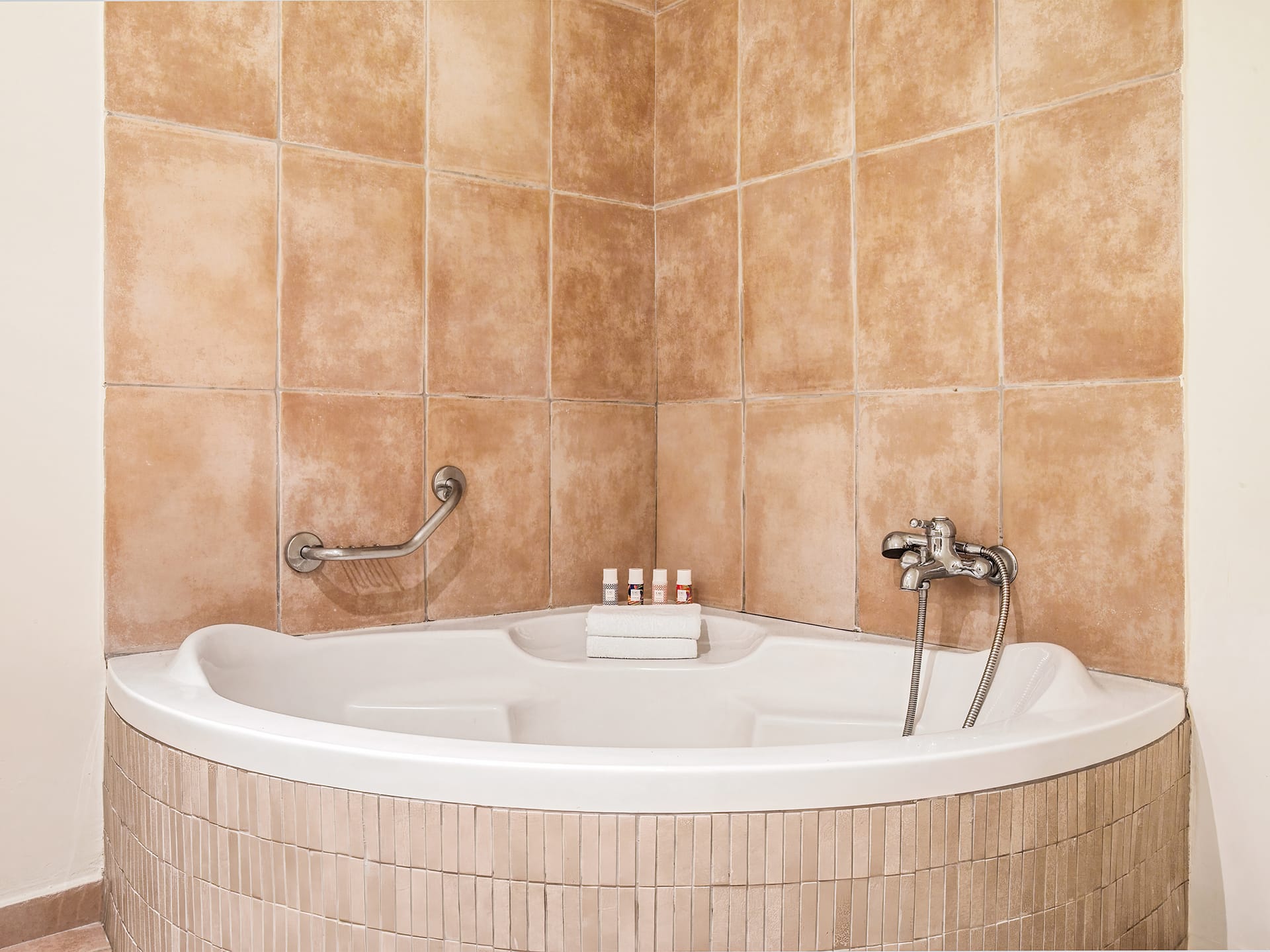 Seafront Suite