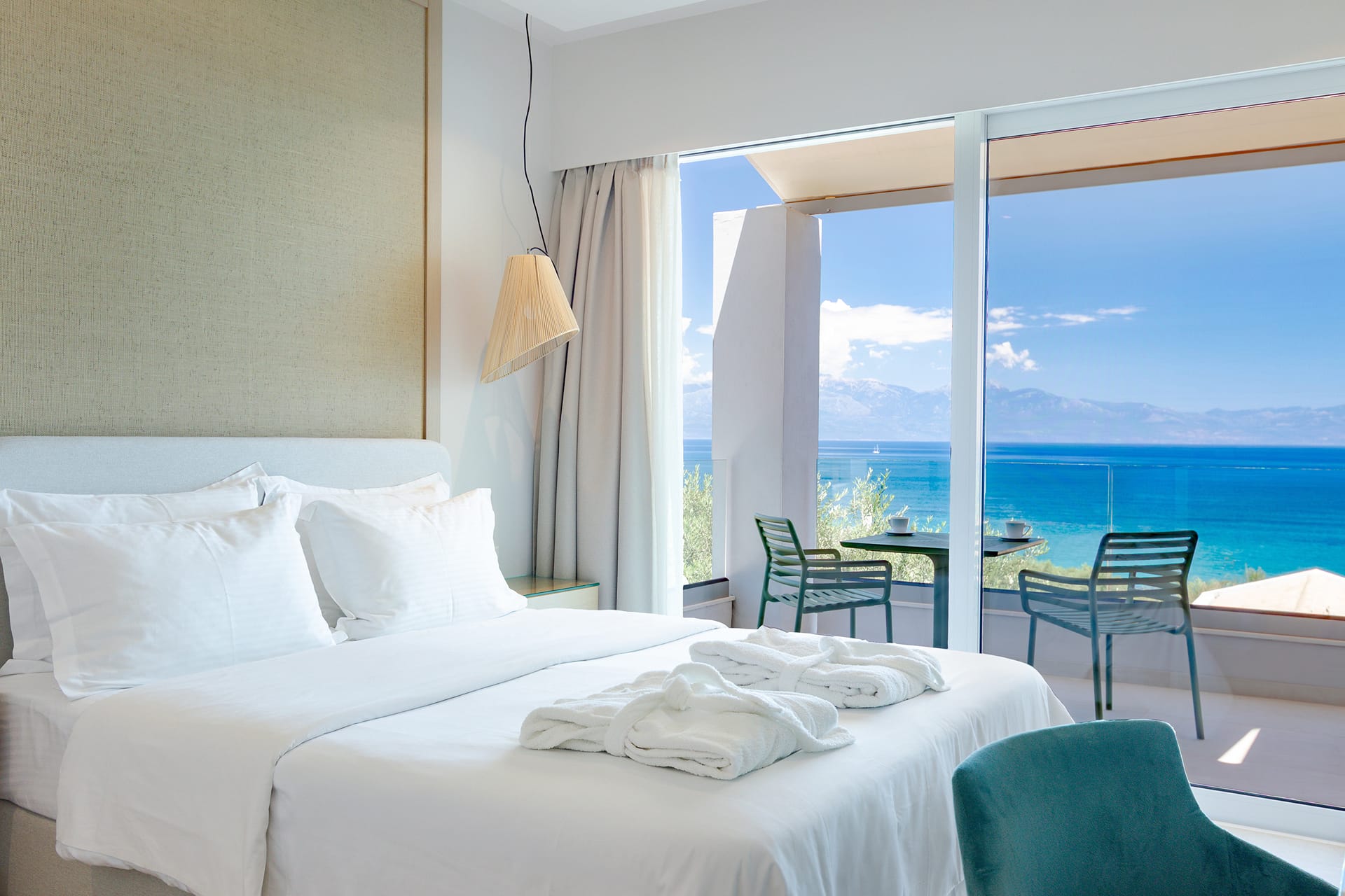 Deluxe Double or Twin Room with Sea View