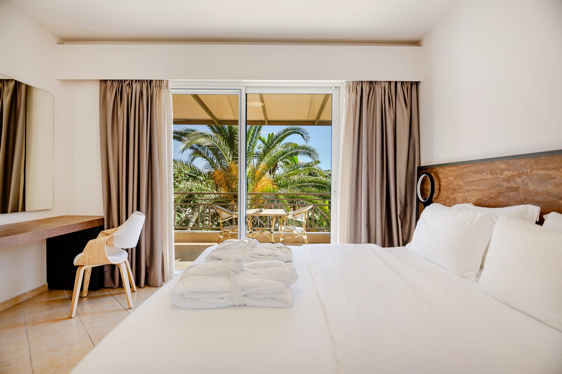 EXECUTIVE DOUBLE GARDEN VIEW