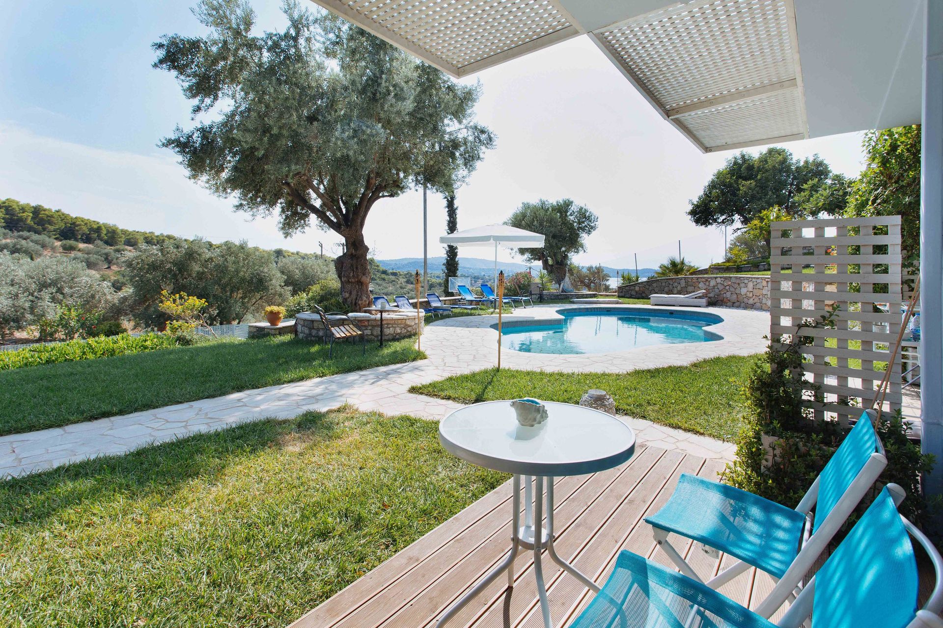 Luxury Double Room with Shared Pool