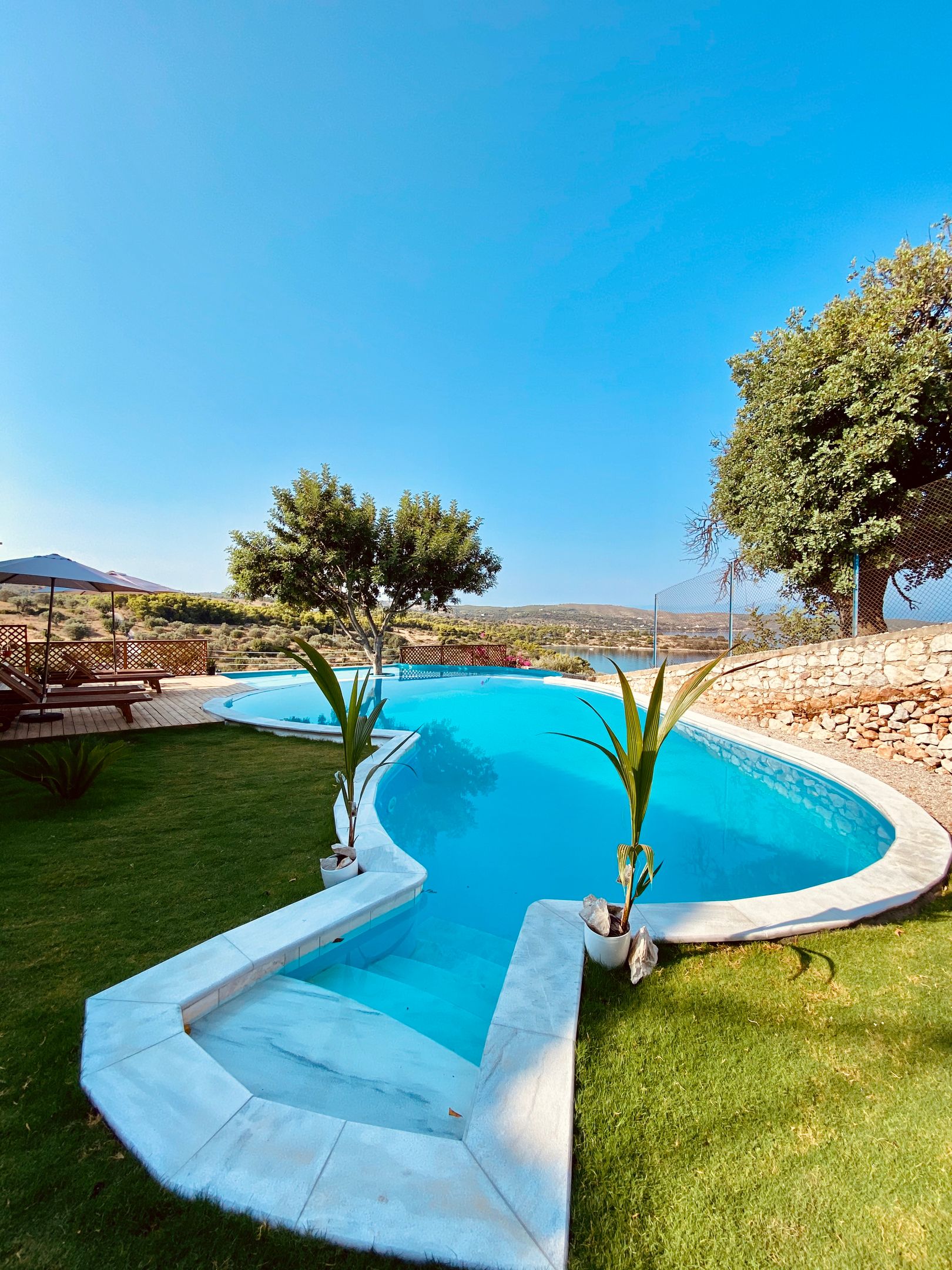 Luxury Villa with Private Pool and Unlimited Sea View