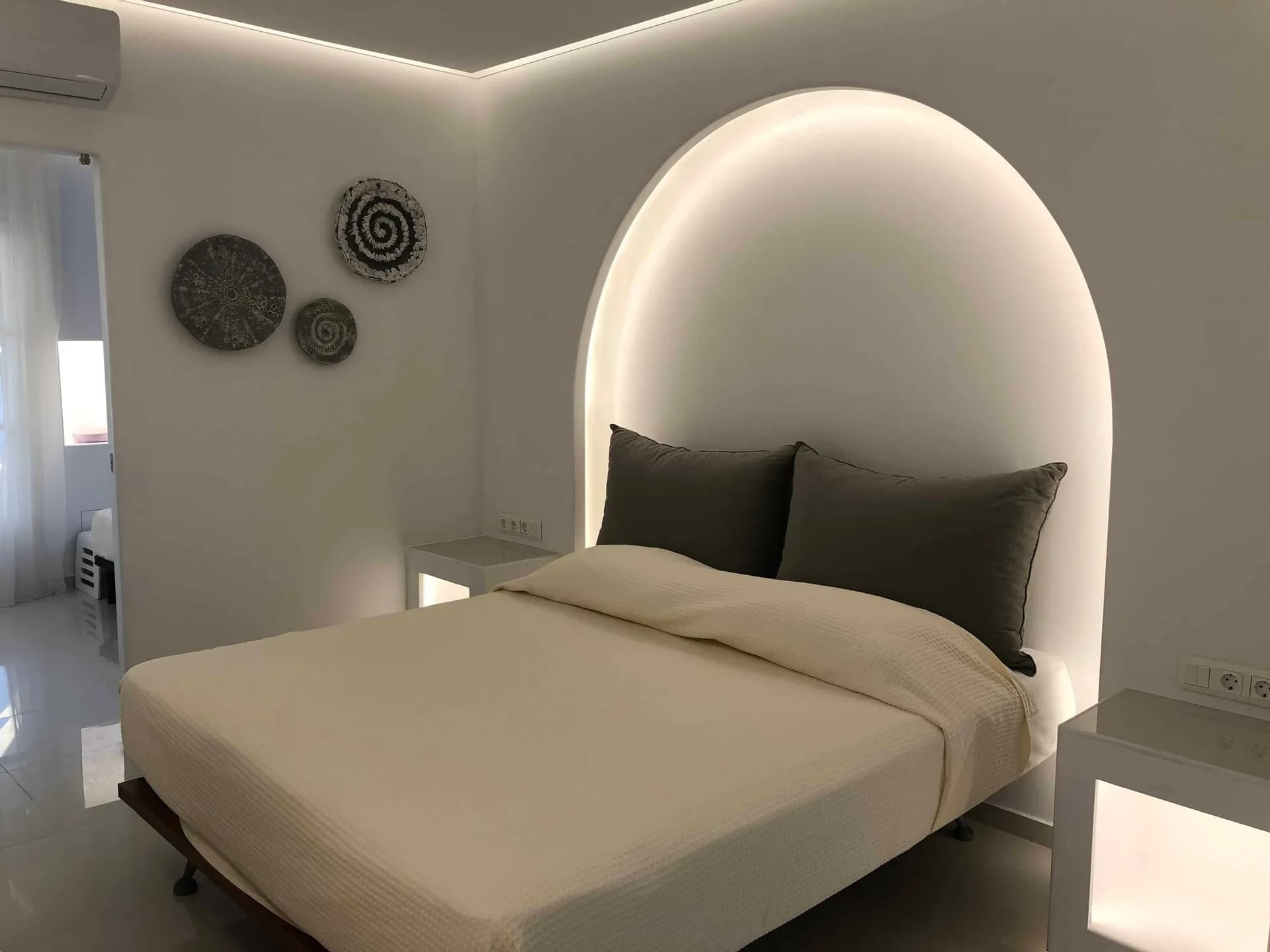 Family Two-Bedroom Room Sea & Pool View - Pool Level