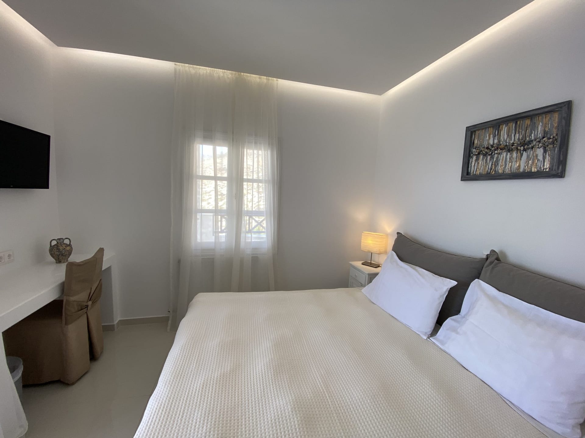 Exclusive Triple Room Sea & Pool View with Outdoor Jacuzzi - Upper Level