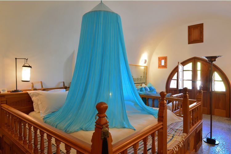 Honeymoon Suite