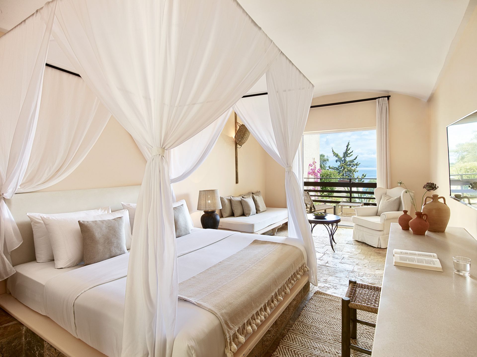 Hideaway Daphnila Bungalow limited Sea View
