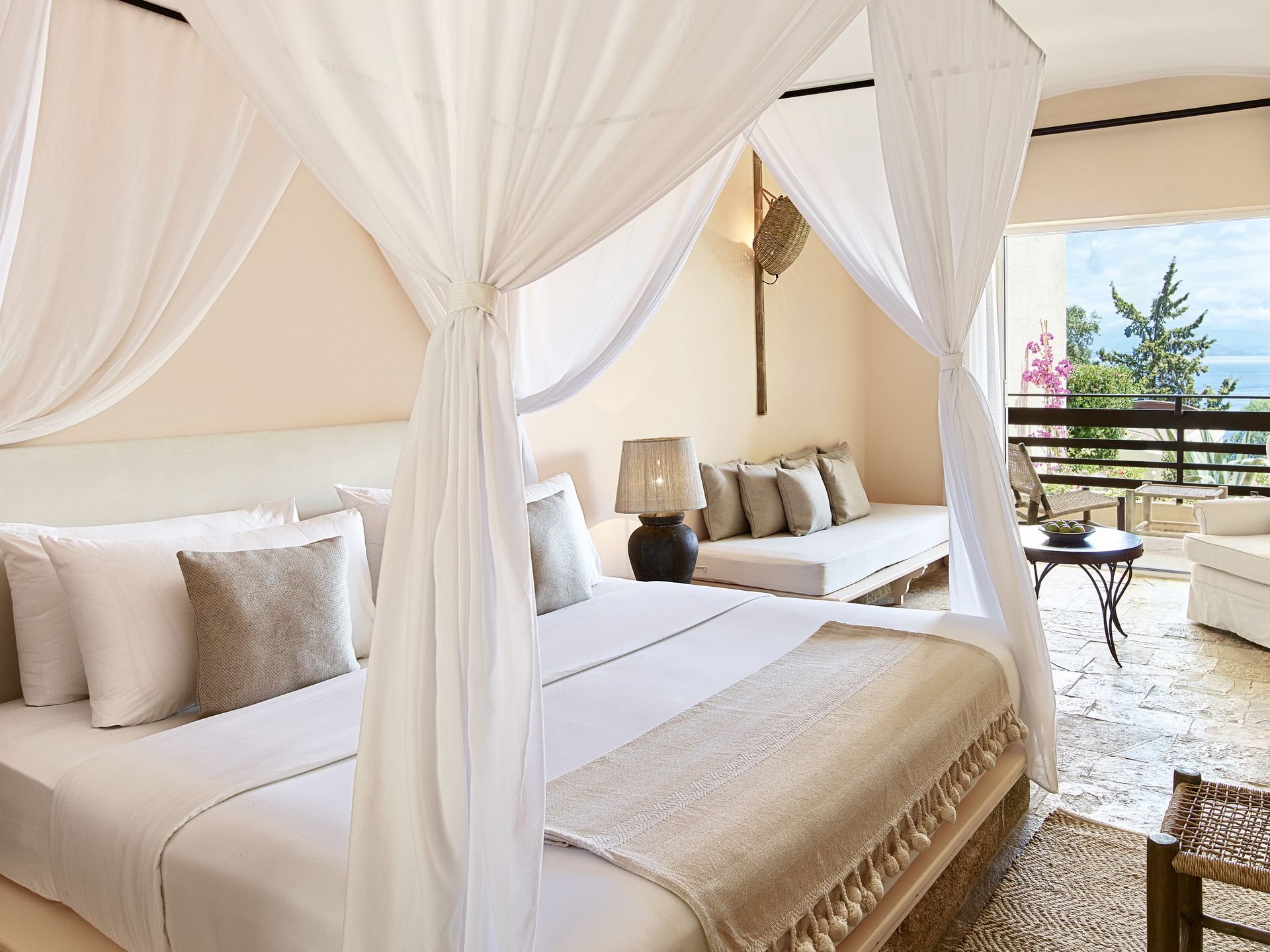 Hideaway Daphnila Bungalow limited Sea View