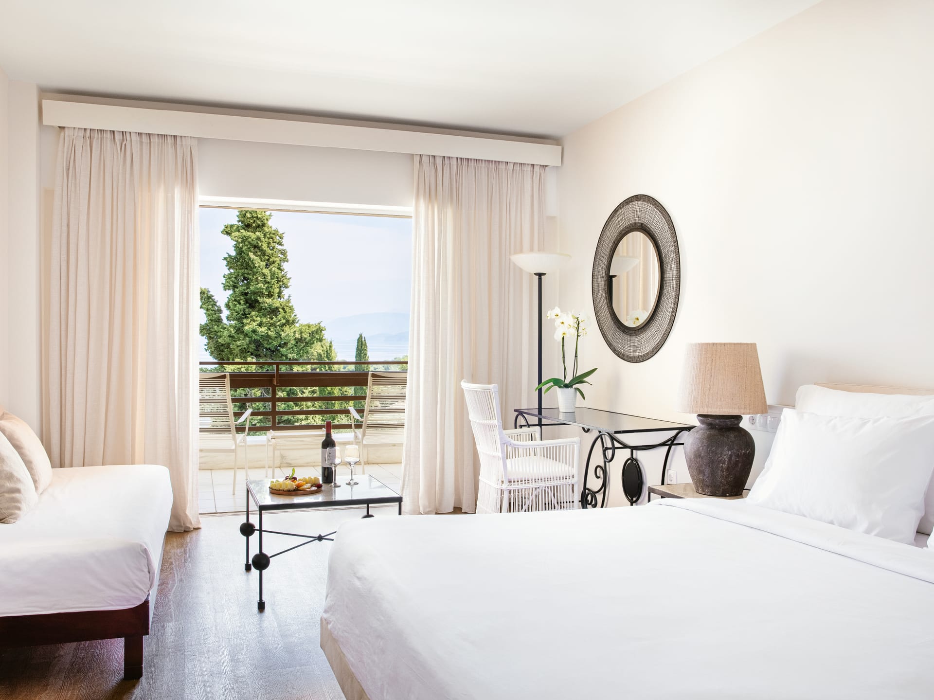 Grand Family Room Sea View