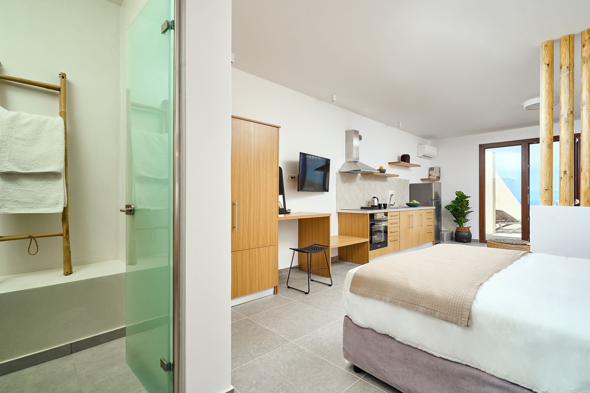 Felicity 1 Bedroom Suite with Outdoor Petit Plunge Pool Sea &amp; Sunset View