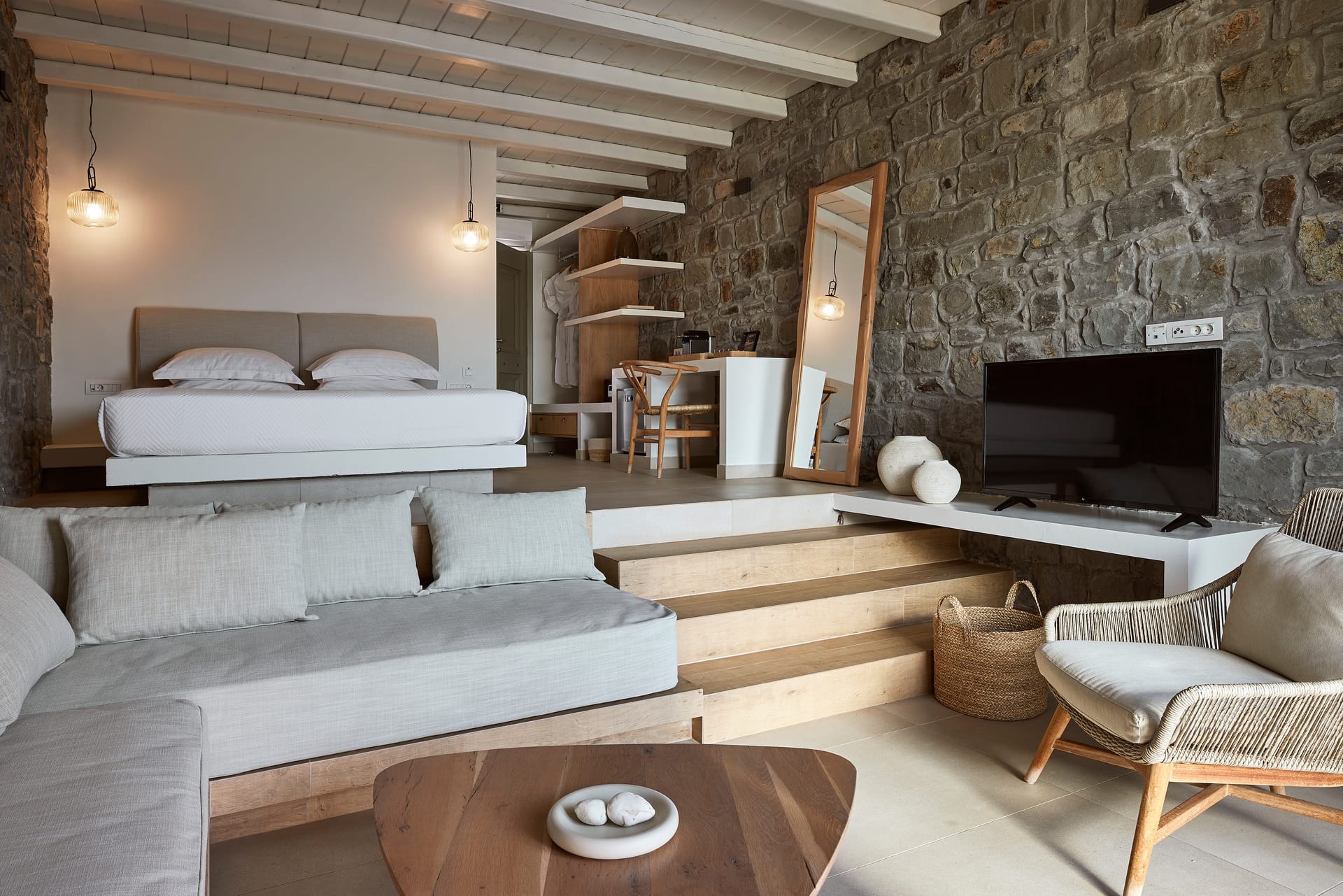 Grand Suite with Private Pool and Sea View
