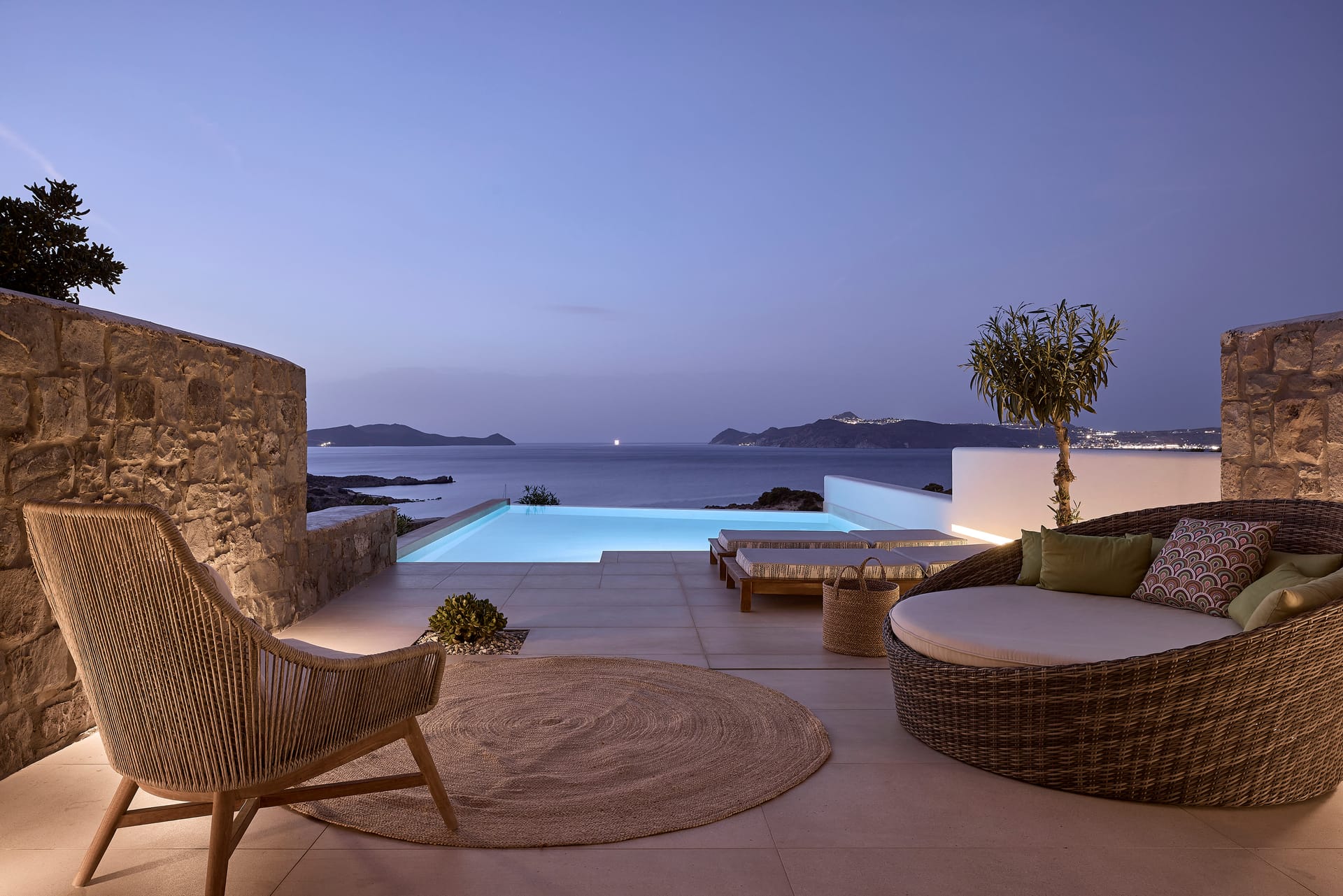 Honeymoon Suite with Private Pool and Sea View