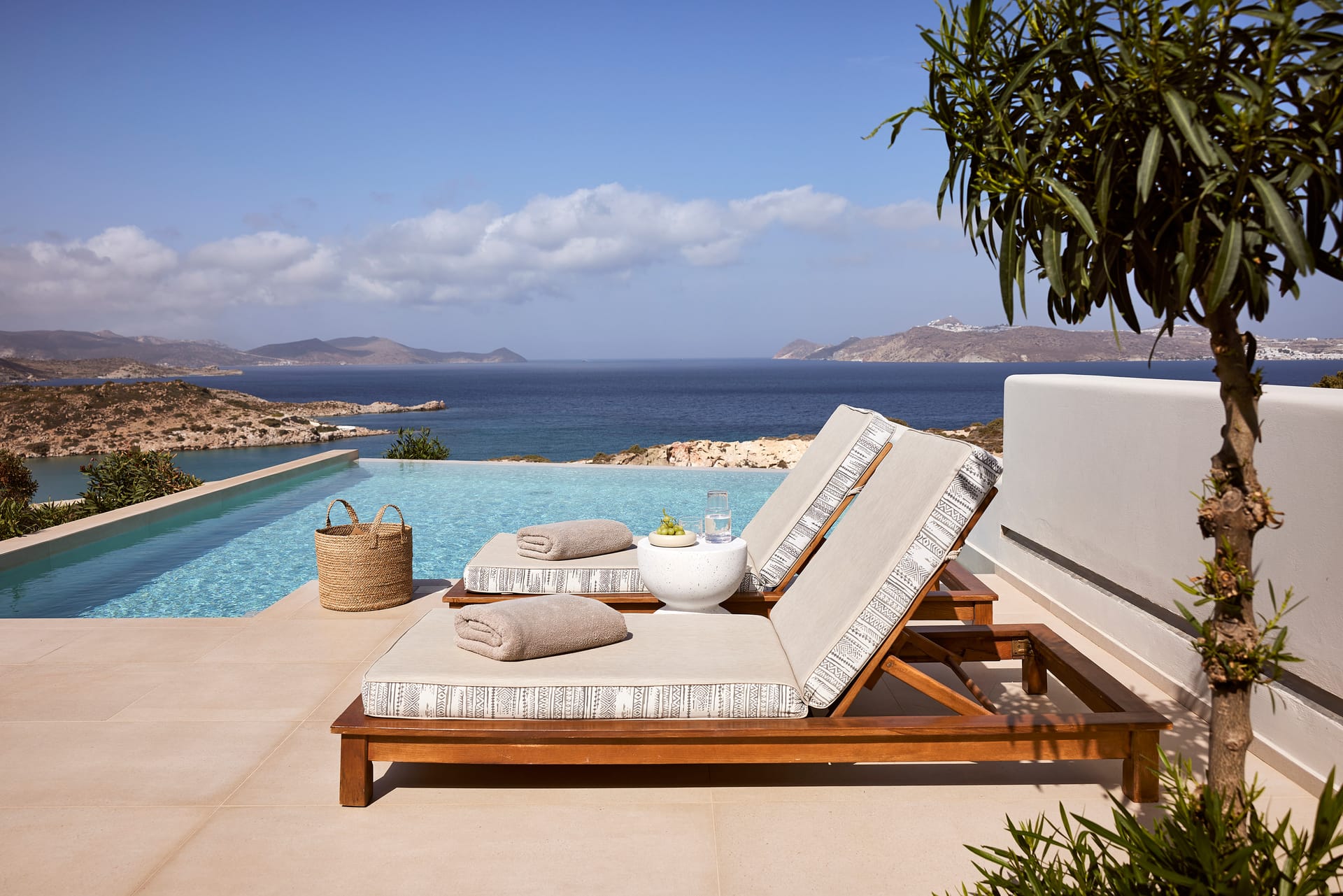 Honeymoon Suite with Private Pool and Sea View