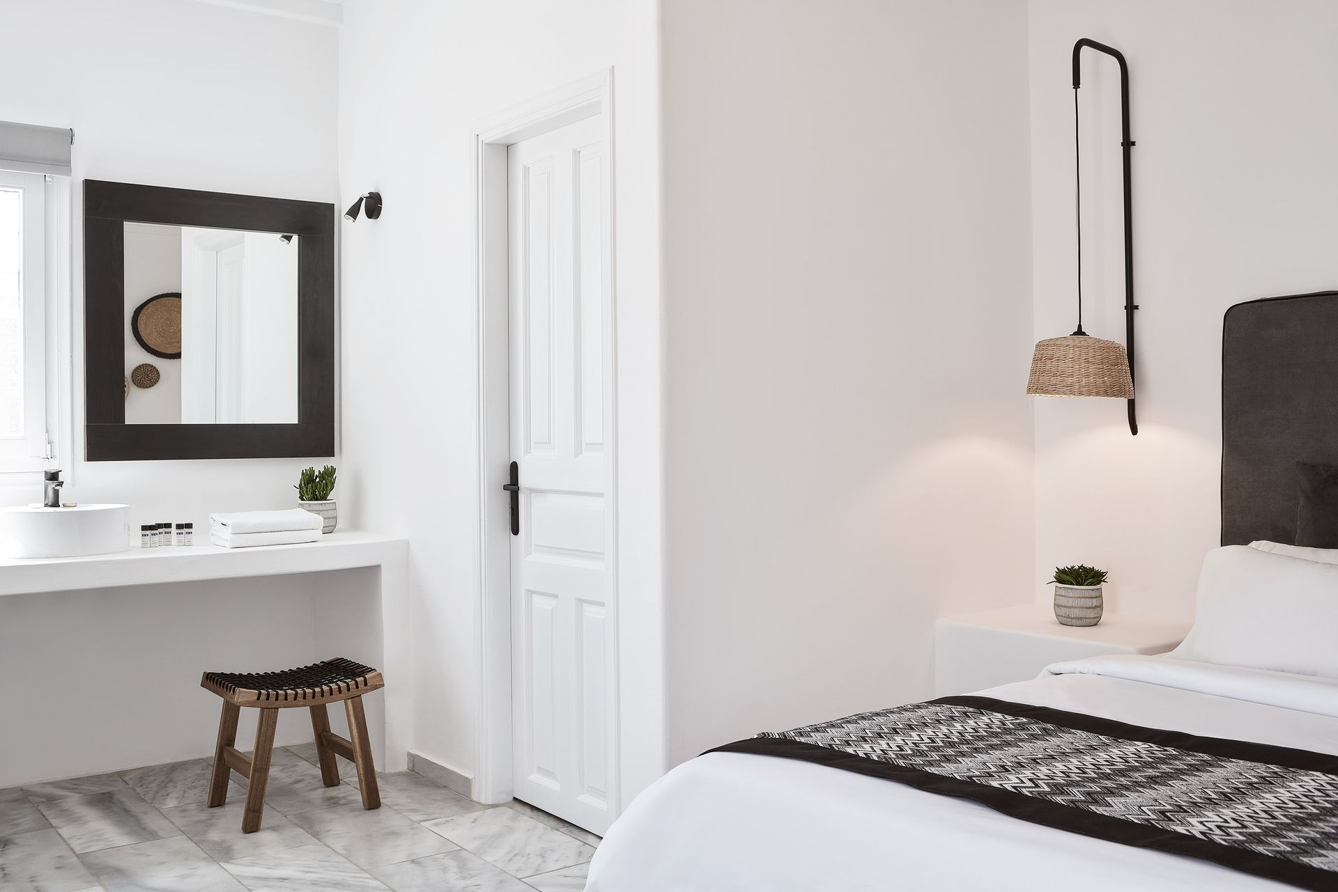 Double Room With Surrounding View