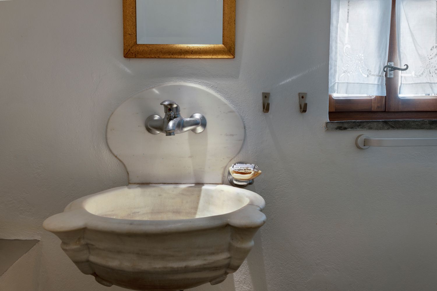 Deluxe Room with Balcony and Sea View