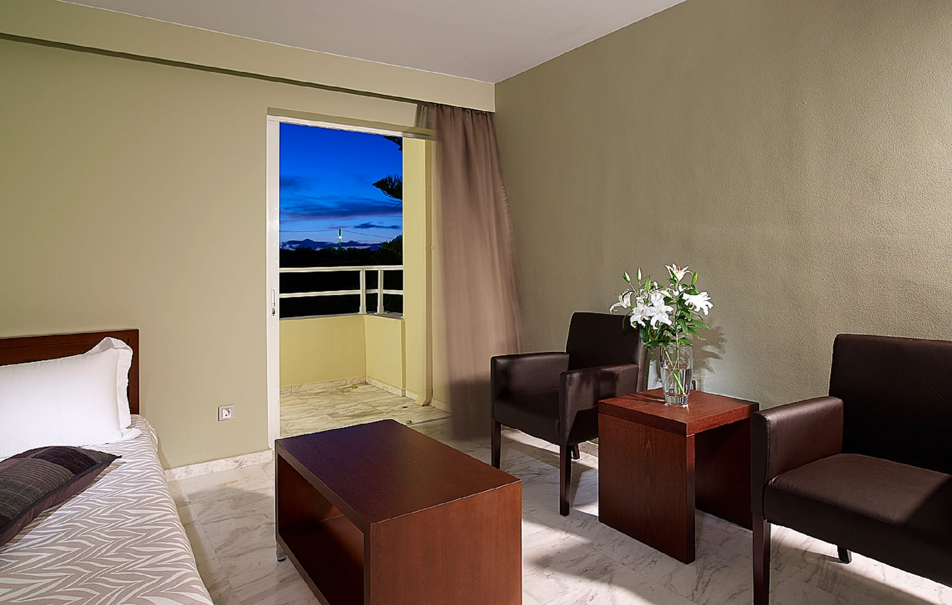 Superior Family Suite Garden View