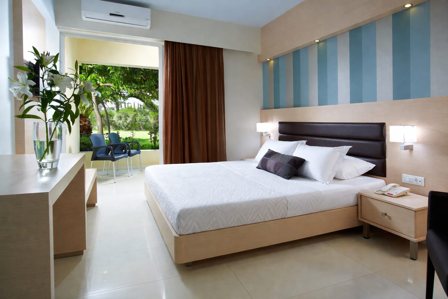 Superior Family Suite Garden View