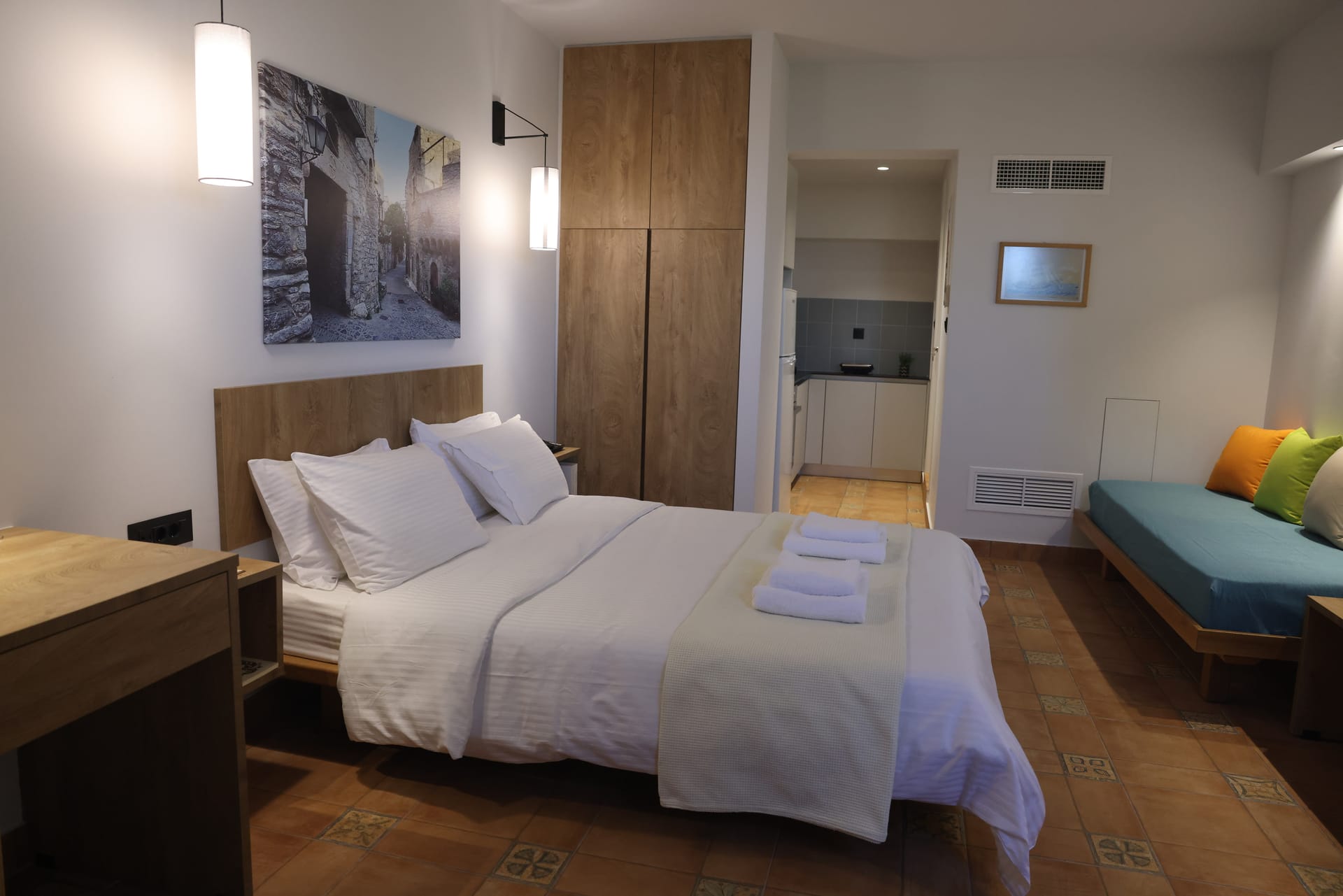 Family Studio with Courtyard and Sea View