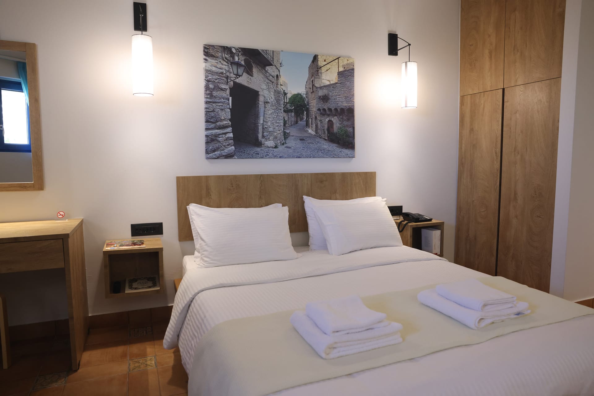 Family Studio with Courtyard and Sea View