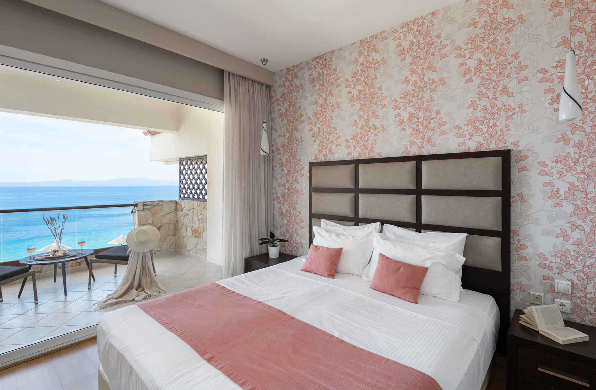 Deluxe Double Front Sea View