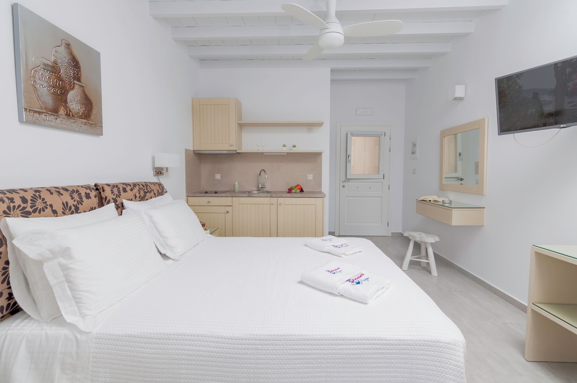 Standard Double Room - Sea View | 302