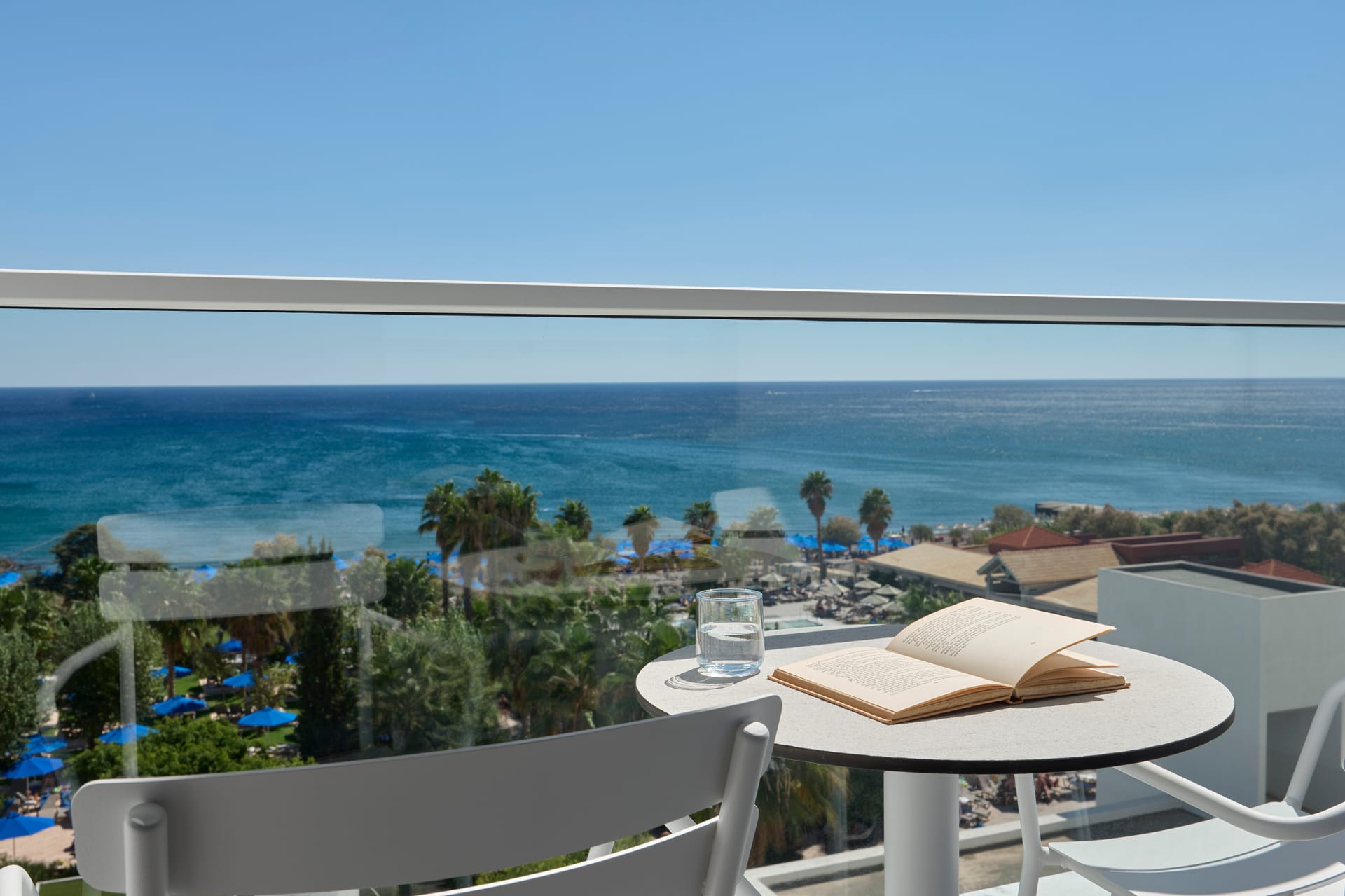 Double or Twin Room with Sea View
