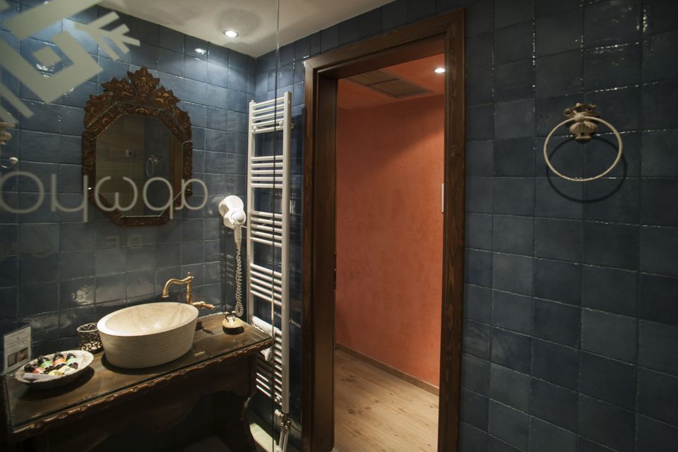 Superior Double Room with Fireplace &amp; Side Mountain View [Poplar | Cedar | Almond | Fir]