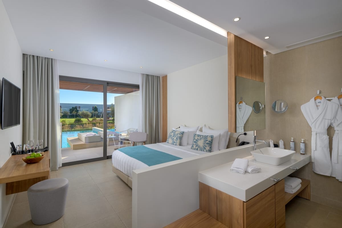 Double Room with Private Pool &amp; Garden View