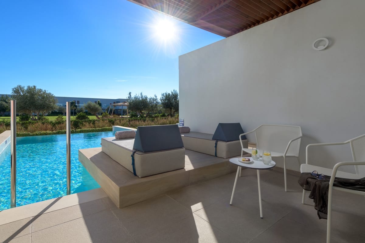 Double Room with Private Pool &amp; Garden View