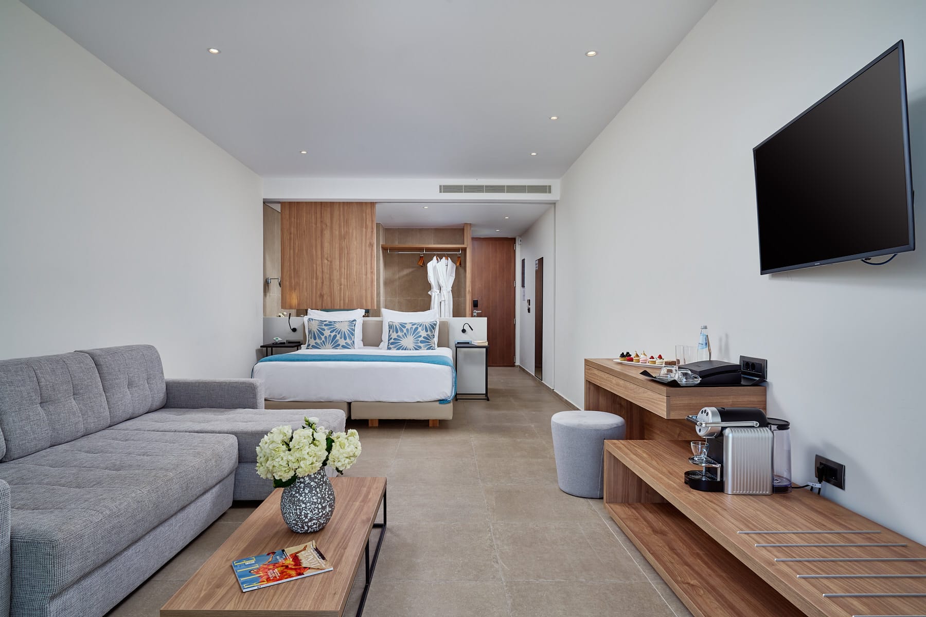 Junior Suite with Private Pool Beachfront