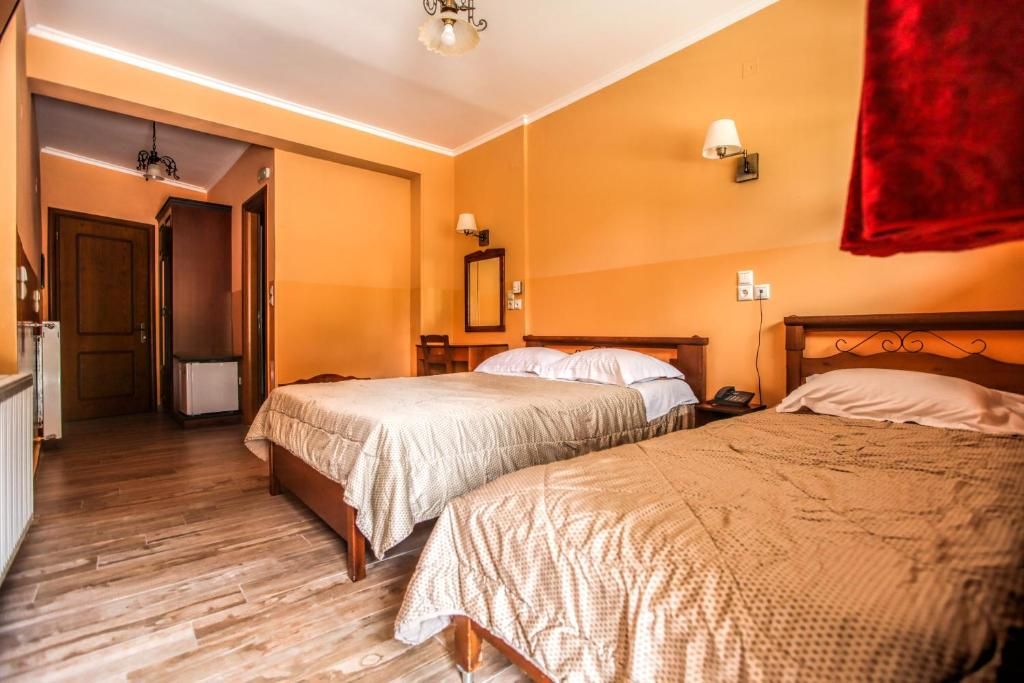 Triple Room with Meteora View