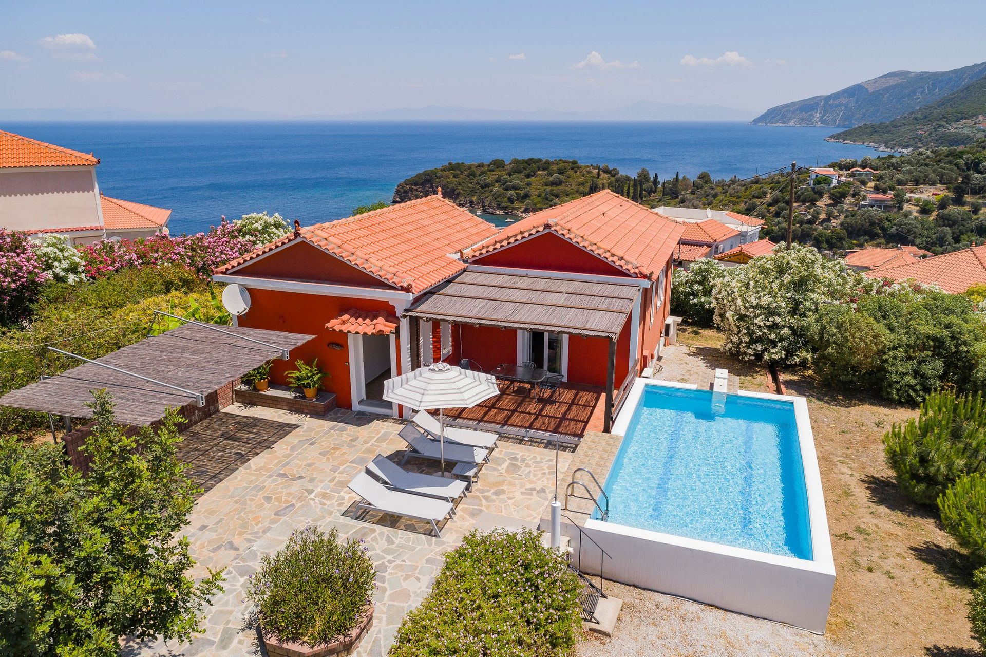 Red Villa