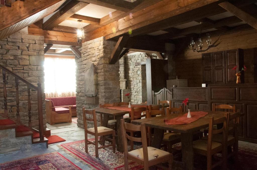 4-Bedroom ''Villa Bourazani''