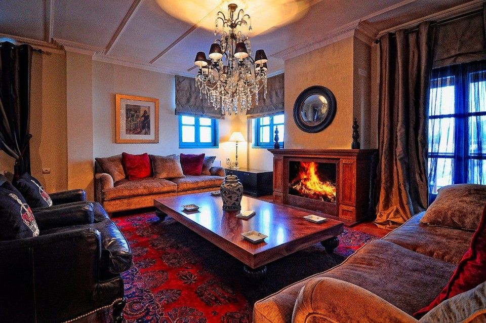 Dream Mountain Residence with Fireplace