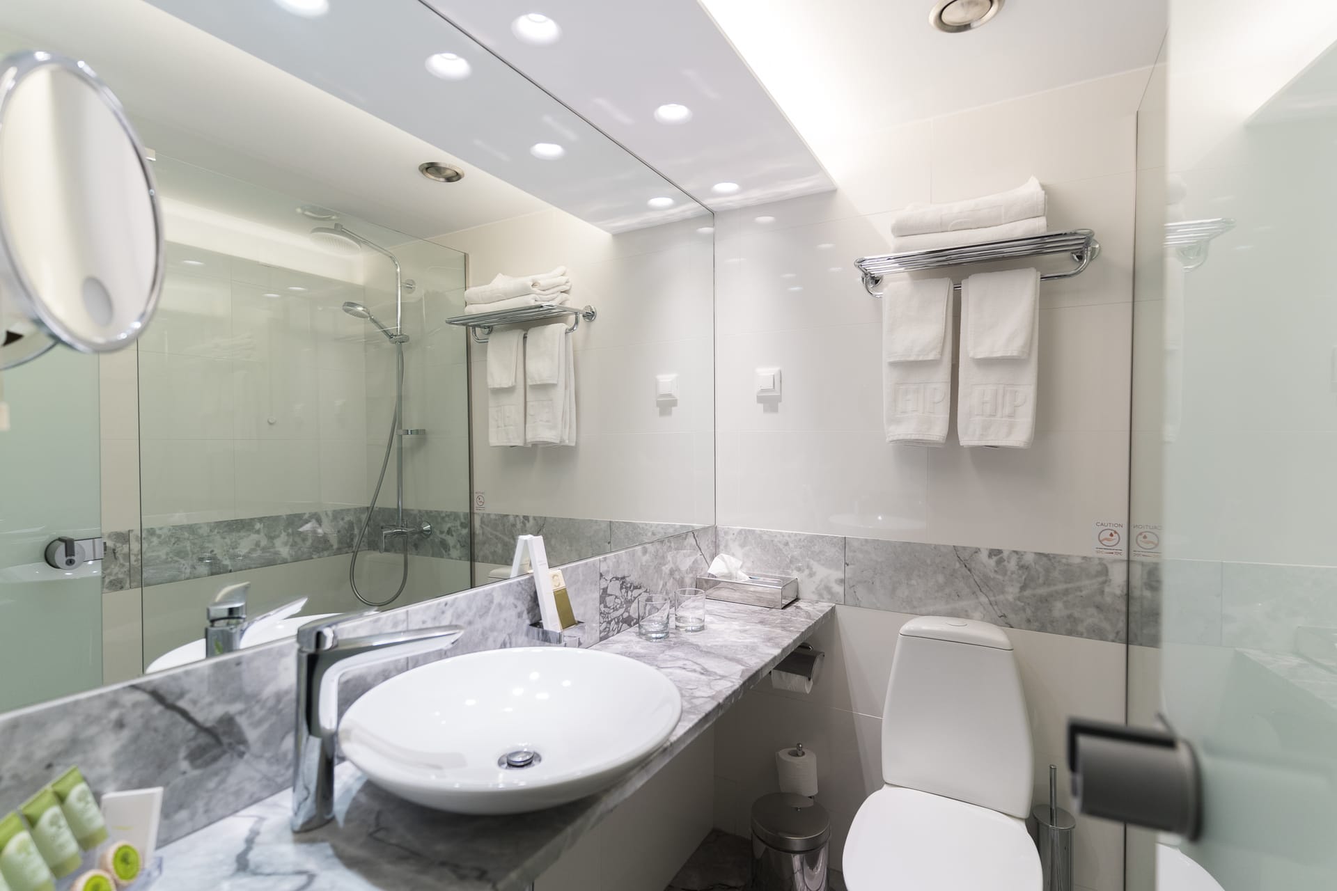 Superior Room - Terrace | Neighborhood View - Newly Renovated