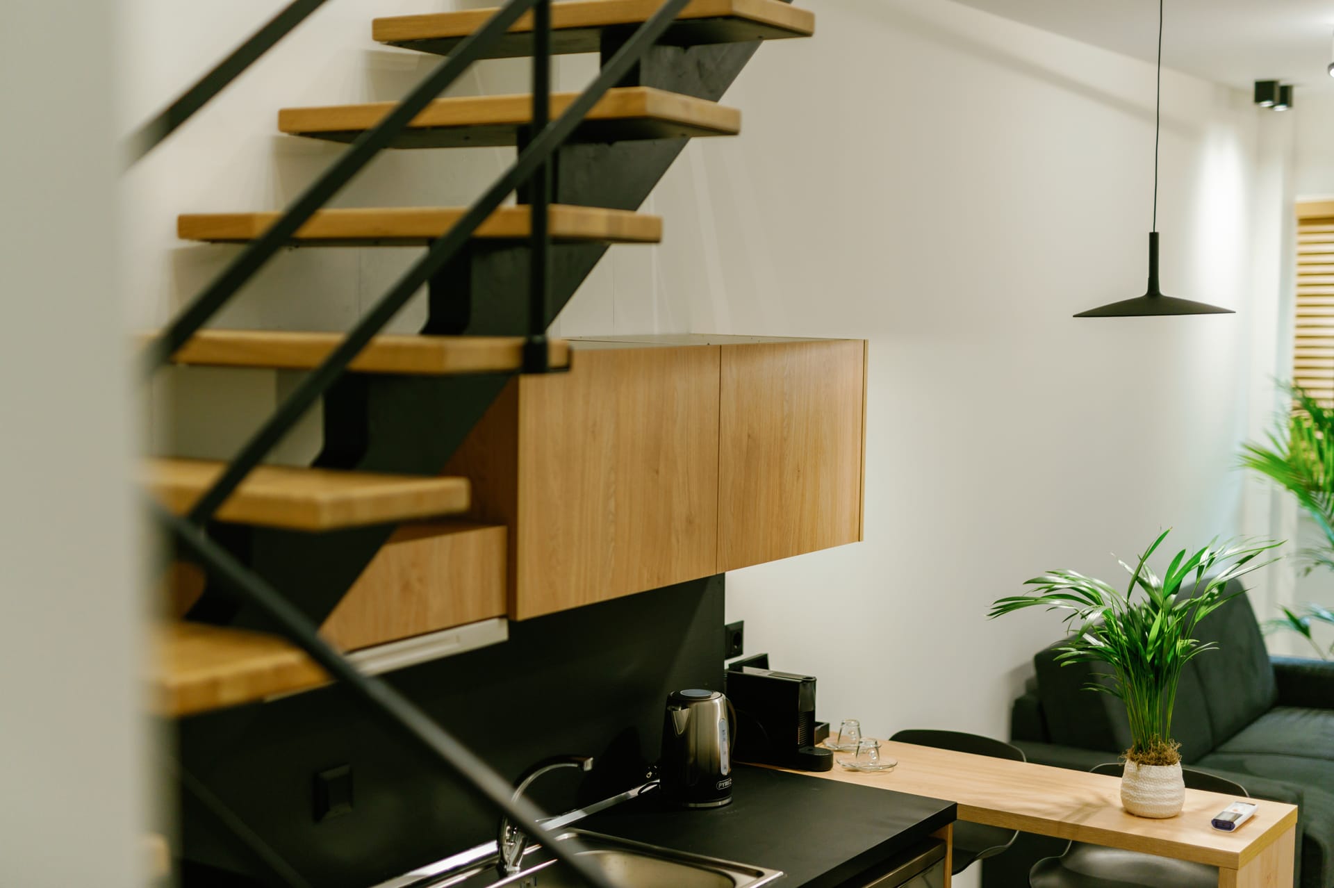 31Doors 2 Bedrooms 2 Bathrooms (up to 4)