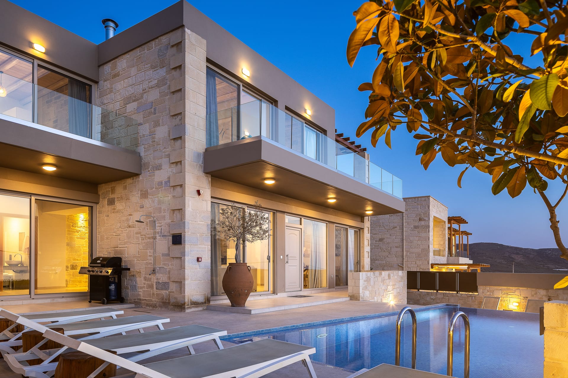 Villa Elpida I Sea view & heated* pool!